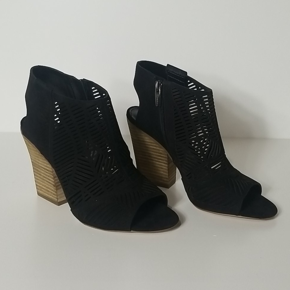 Vince Camuto Kimora Cutout Leather Bootie